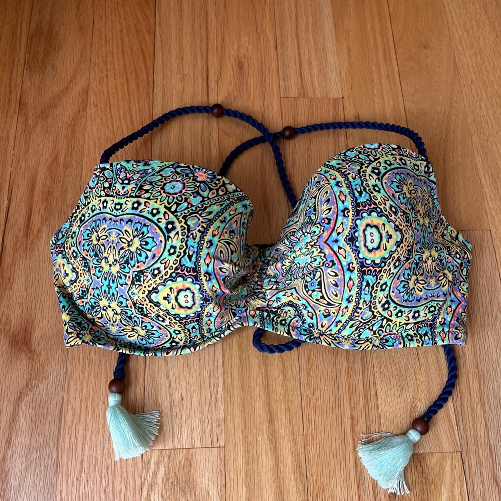Victoria’s Secret 36C Bikini Top